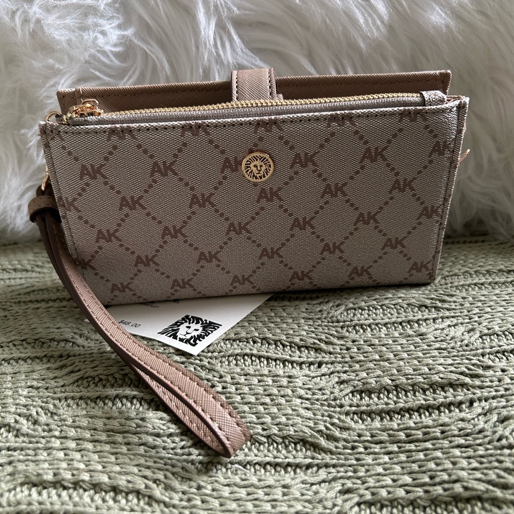 NWT Anne Klein Slim Beige/Blush Beige Logo Wristlet with Gold Accent